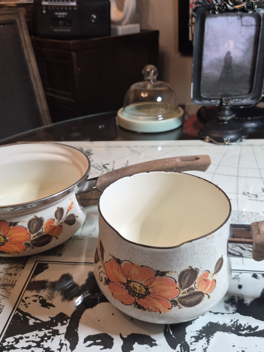 Vintage Floral Ceramic Saucepan - Orange Floral